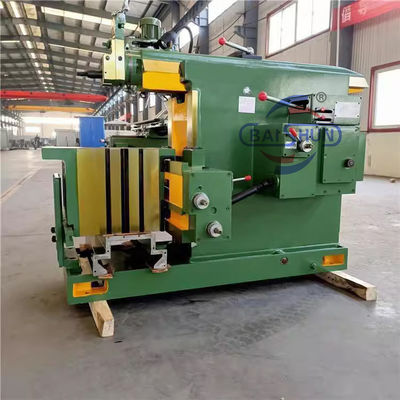 B60100 El metal şekillendirme makinesinin yatay dönüşü