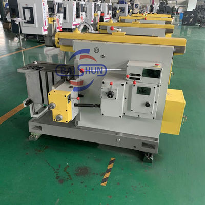 B6050 Düğmeli dikey şekillendirme makinesi Metal yuva şekillendirme makinesi