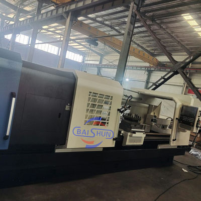 Büyük Spindle Bored Oil Field Lathe QK1327x3000 Yatay Çift Çak Döşeme Döşeme Makinesi