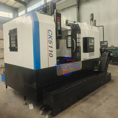 Tek Sütunlu Metal Kesme Dikey CNC Çevirme Makinesi Kapaklı