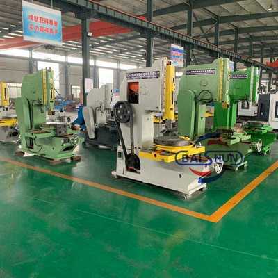 B5040 Dikey Slotting Makinesi 400mm Maks Slotting Uzunluğu PLC Kontrolü